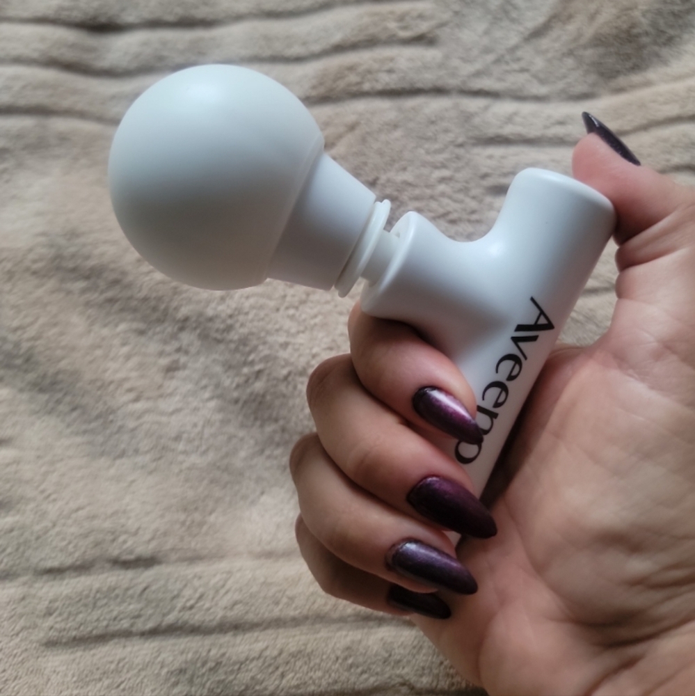 Mini Massage Gun - Picture 3 of 3